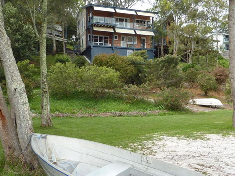 Green Point Lakehouse - Goulburn Accommodation 2