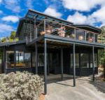 NICHE on NOBLE Ever Changing Vista - Goulburn Accommodation