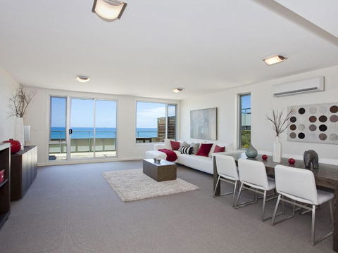 POINT GREY APARTMENT 14 The Point - Goulburn Accommodation 4