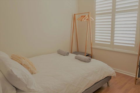 Henley Beach South Amazing Views Huge Private Balcony! - Goulburn Accommodation 5