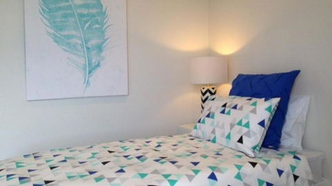 ST ANDREWS BEACH APARTMENT 4.02 - Goulburn Accommodation 4