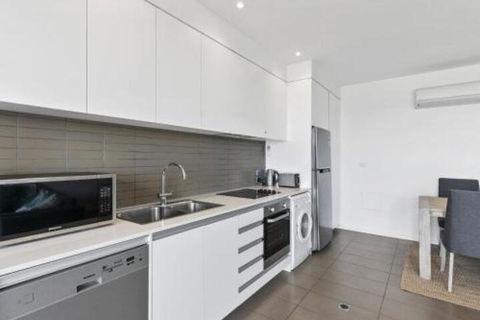 WATERFRONT SEVEN In The Heart Of Lorne - Goulburn Accommodation 4