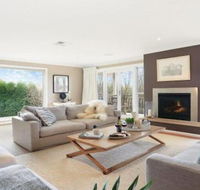 Shepherds Lea the best of town  country - Goulburn Accommodation