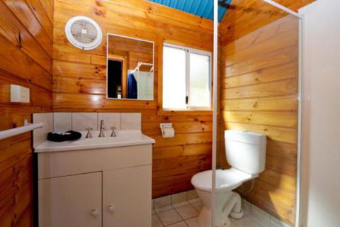 Sunnyhurst Chalets Rural Stay - Goulburn Accommodation 7