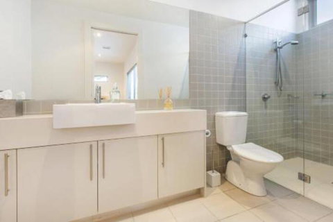 PALM COURT RETREAT MORNINGTON - Goulburn Accommodation 6