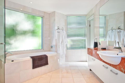 Artis Noosa Heads - Goulburn Accommodation 4