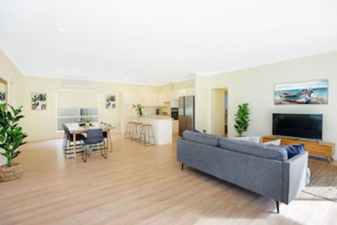 Aldinga Beach Experience - Goulburn Accommodation 0