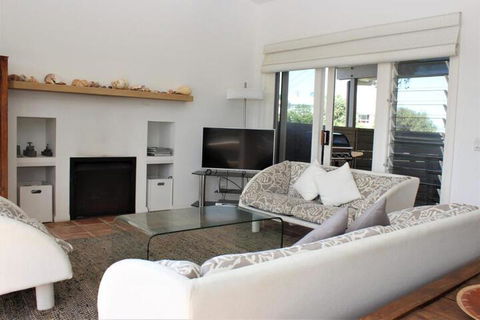 AQUA VIEW - Goulburn Accommodation 2