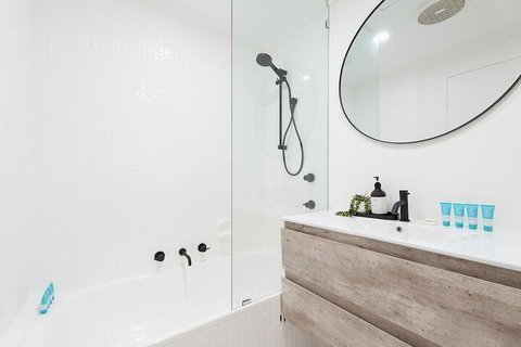 Ultimate Bondi Living - Goulburn Accommodation 4