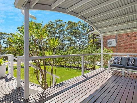 Akarana Beach House :: Jervis Bay Rentals - Goulburn Accommodation 5