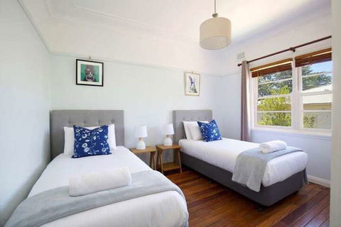Rodova Cottage - Goulburn Accommodation 7