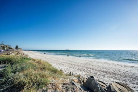 Santorini On Seaview Beachside Living Sauna Wifi - Goulburn Accommodation 0