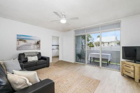 WAVES On MAIN 4 / 1 MAIN STREET - Goulburn Accommodation 0