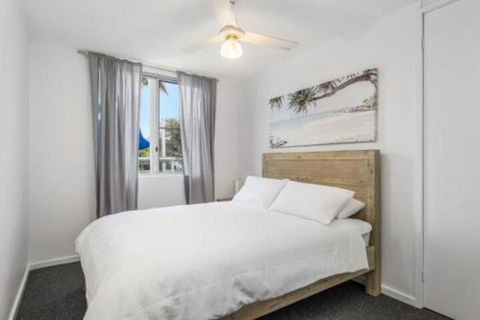 WAVES On MAIN 4 / 1 MAIN STREET - Goulburn Accommodation 6