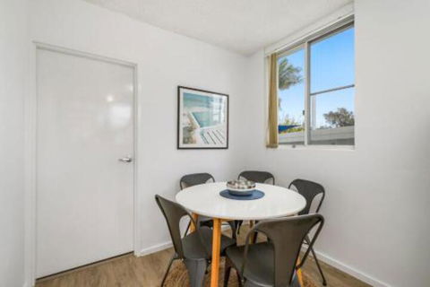 WAVES On MAIN 4 / 1 MAIN STREET - Goulburn Accommodation 7