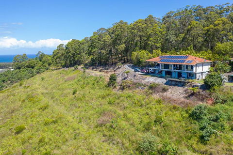 Eagles Loft - Goulburn Accommodation 2