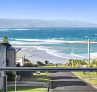 SEA SPECTACULAR seconds from the beach - Goulburn Accommodation