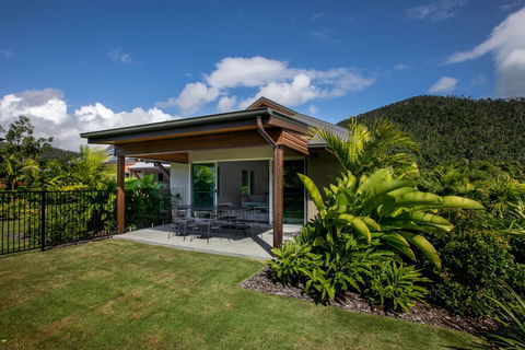 Celeste - At Funnel Bay - Goulburn Accommodation 1