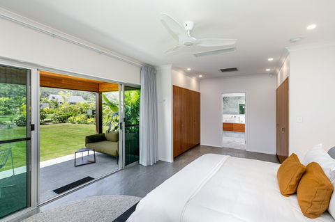 Celeste - At Funnel Bay - Goulburn Accommodation 4