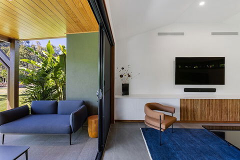 Aqua - At Funnel Bay - Goulburn Accommodation 7