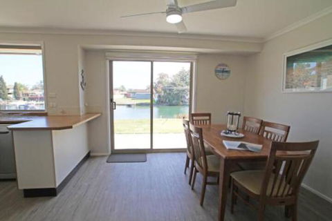 Seabreeze On Ibis - Goulburn Accommodation 5