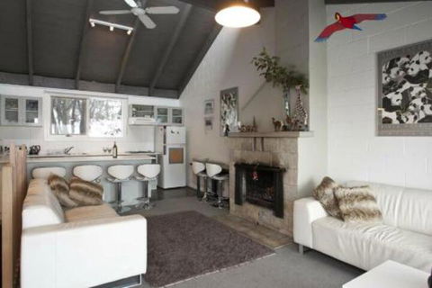 Sun Valley 2 - Goulburn Accommodation 7