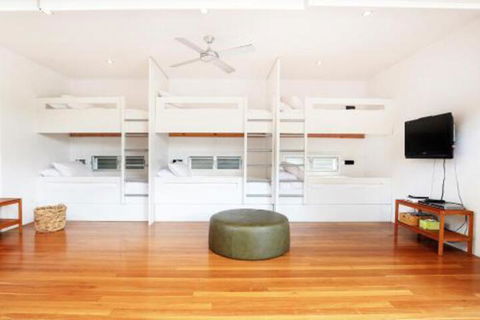 Ayana Beach House Pet Friendly Opposite Beach - Goulburn Accommodation 4