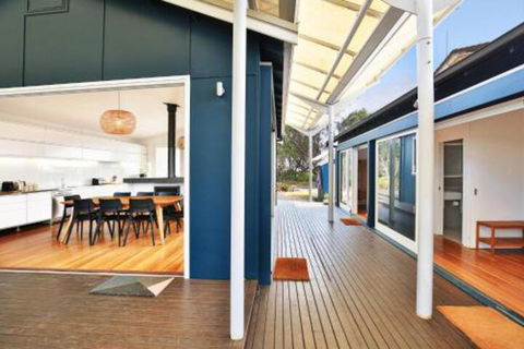 Ayana Beach House Pet Friendly Opposite Beach - Goulburn Accommodation 2