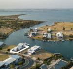 Anchored Access to the Gippsland Lakes - Goulburn Accommodation
