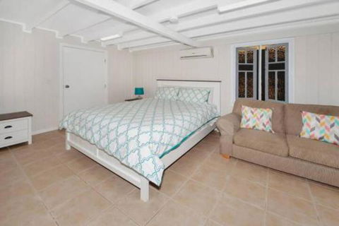 Studio 258 On Lake - Goulburn Accommodation 3