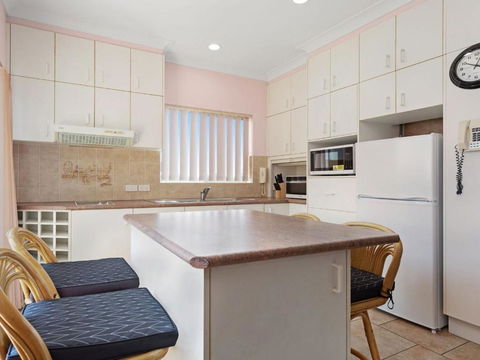Debra Court 11 - Goulburn Accommodation 3