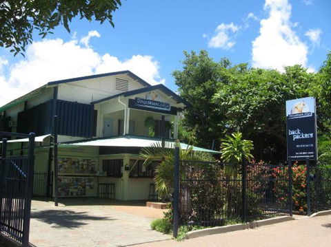 Dingo Moon Lodge Hostel - Goulburn Accommodation 5