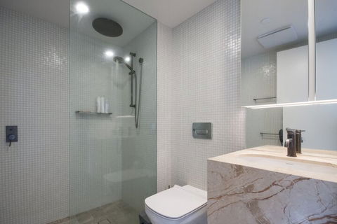 Modern Potts Point Apartment In Omnia - Goulburn Accommodation 6