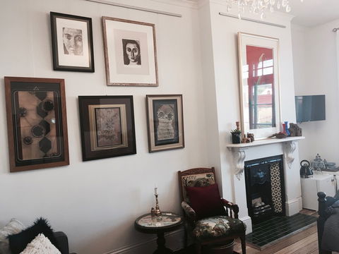 Assemblage Boutique Art Bed & Breakfast - Goulburn Accommodation 1