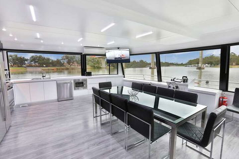 All Seasons Houseboats - Goulburn Accommodation 7