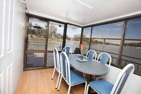 All Seasons Houseboats - Goulburn Accommodation 5