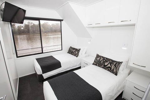 All Seasons Houseboats - Goulburn Accommodation 3
