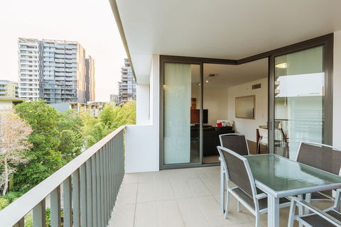 Airtrip Apartment On Merivale St - Goulburn Accommodation 3