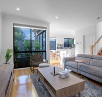 Impressive  Spacious new Townhousepreston - Goulburn Accommodation