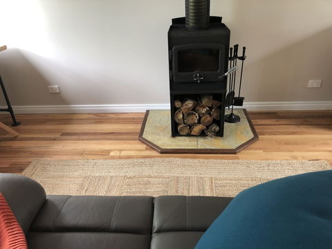 Mole Creek Hideaway - Goulburn Accommodation 6