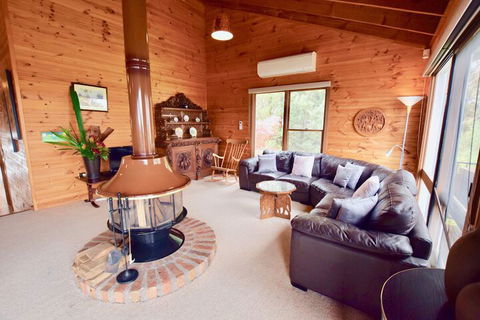Treetops Retreat Katoomba - Goulburn Accommodation 1