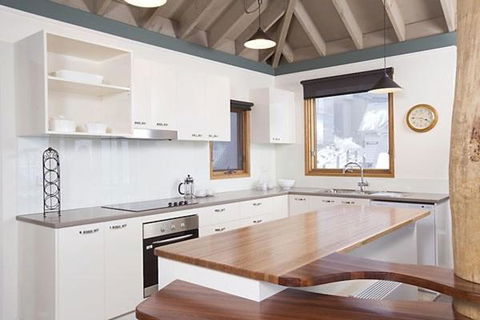 Eagles Nest - Goulburn Accommodation 2