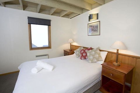 Eagles Nest - Goulburn Accommodation 6