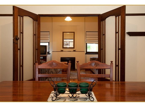 Fairholme Apartment - Goulburn Accommodation 5