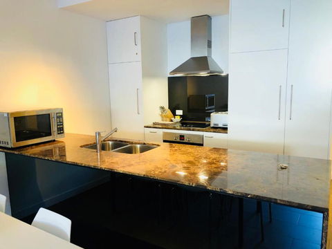 East 302 St. Falls - Goulburn Accommodation 2