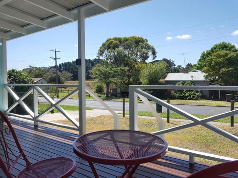 Fish Creek Alkira Accommodation - Goulburn Accommodation 6