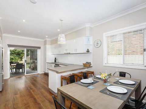 Sandy Toes - Goulburn Accommodation 5