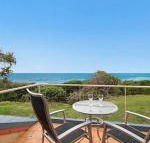Absolute Beachfront at Hastings - Goulburn Accommodation