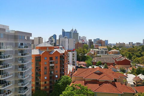 Stunning Two-storey Apartment In Perth's CBD - Goulburn Accommodation 2