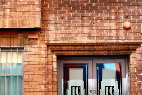 Flat With Rooftop View ON Opera House & Fireworks - Goulburn Accommodation 6